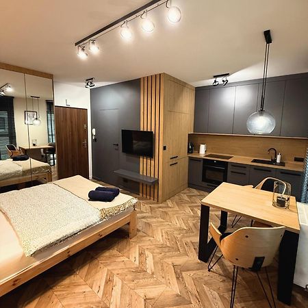Apartament Bubble Z Darmowym Parkingiem Torun Exterior photo