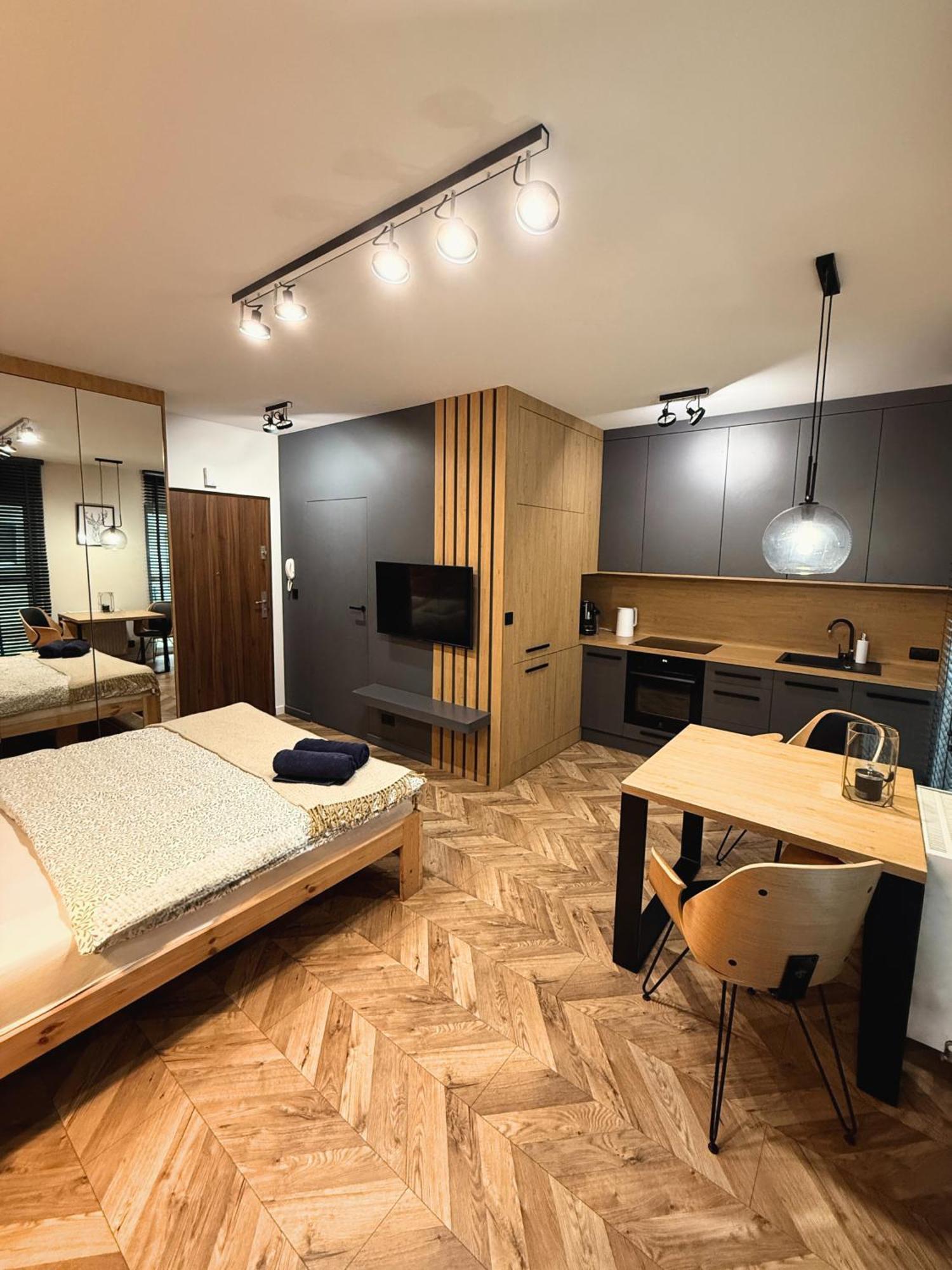 Apartament Bubble Z Darmowym Parkingiem Torun Exterior photo