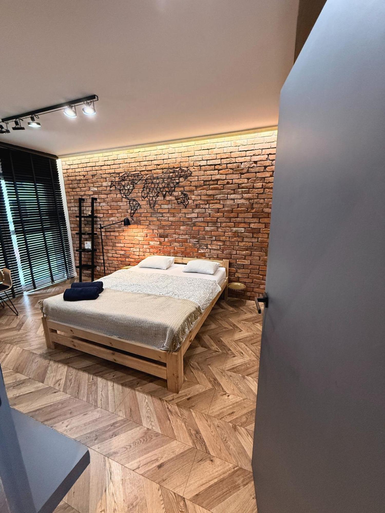 Apartament Bubble Z Darmowym Parkingiem Torun Exterior photo